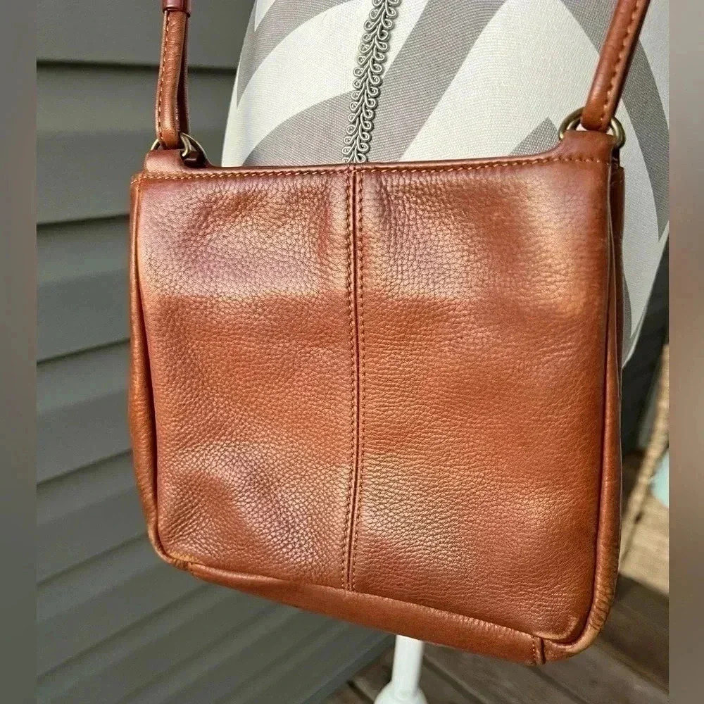 Vintage Fossil Brown Leather Small Crossbody Shoulder Bag Purse - Picture 3 of 8